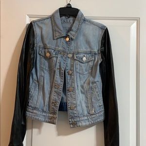 ARITZIA TALULA DENIM JACKET